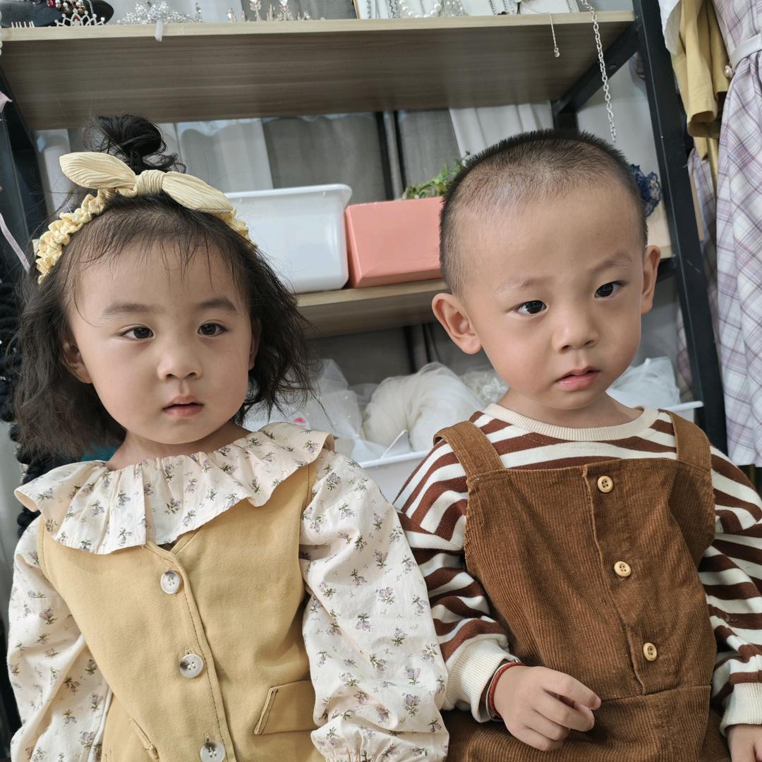 龙凤三胞胎《怡航妍》