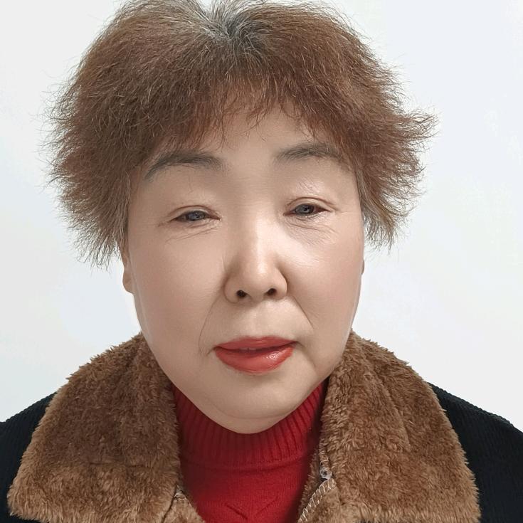 鸣科卡奶奶