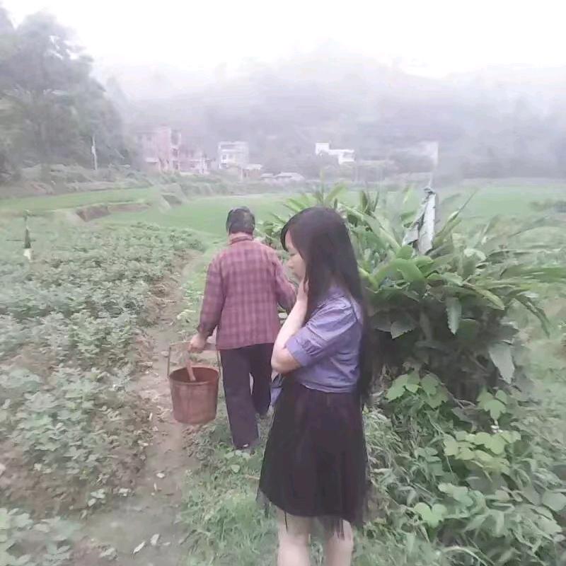 梁欣然