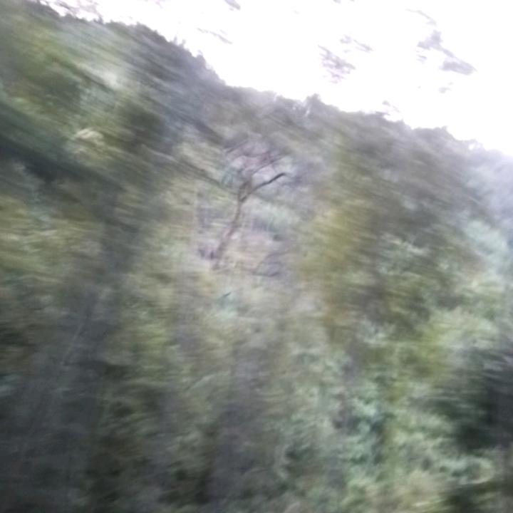 ～