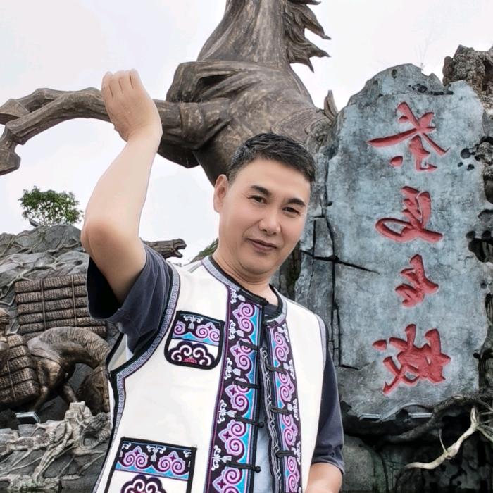 游记哥
