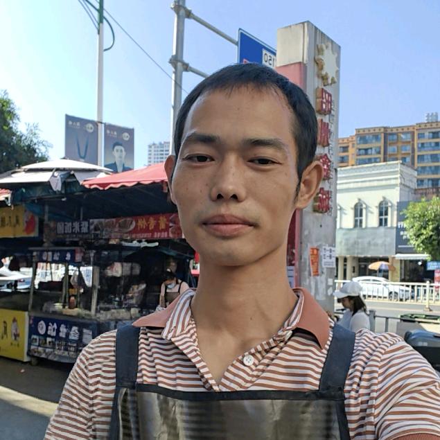 老何酱香饼