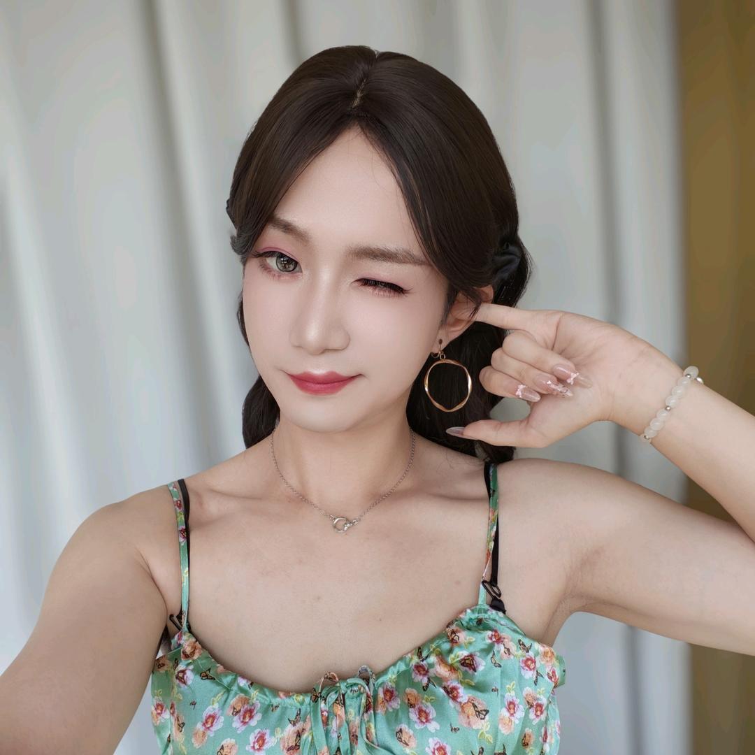 南牧绪央