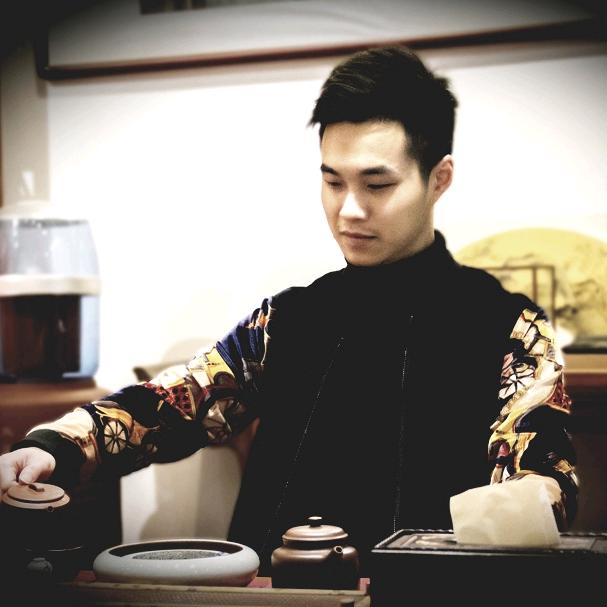 本一堂紫砂（卢达全手花器）