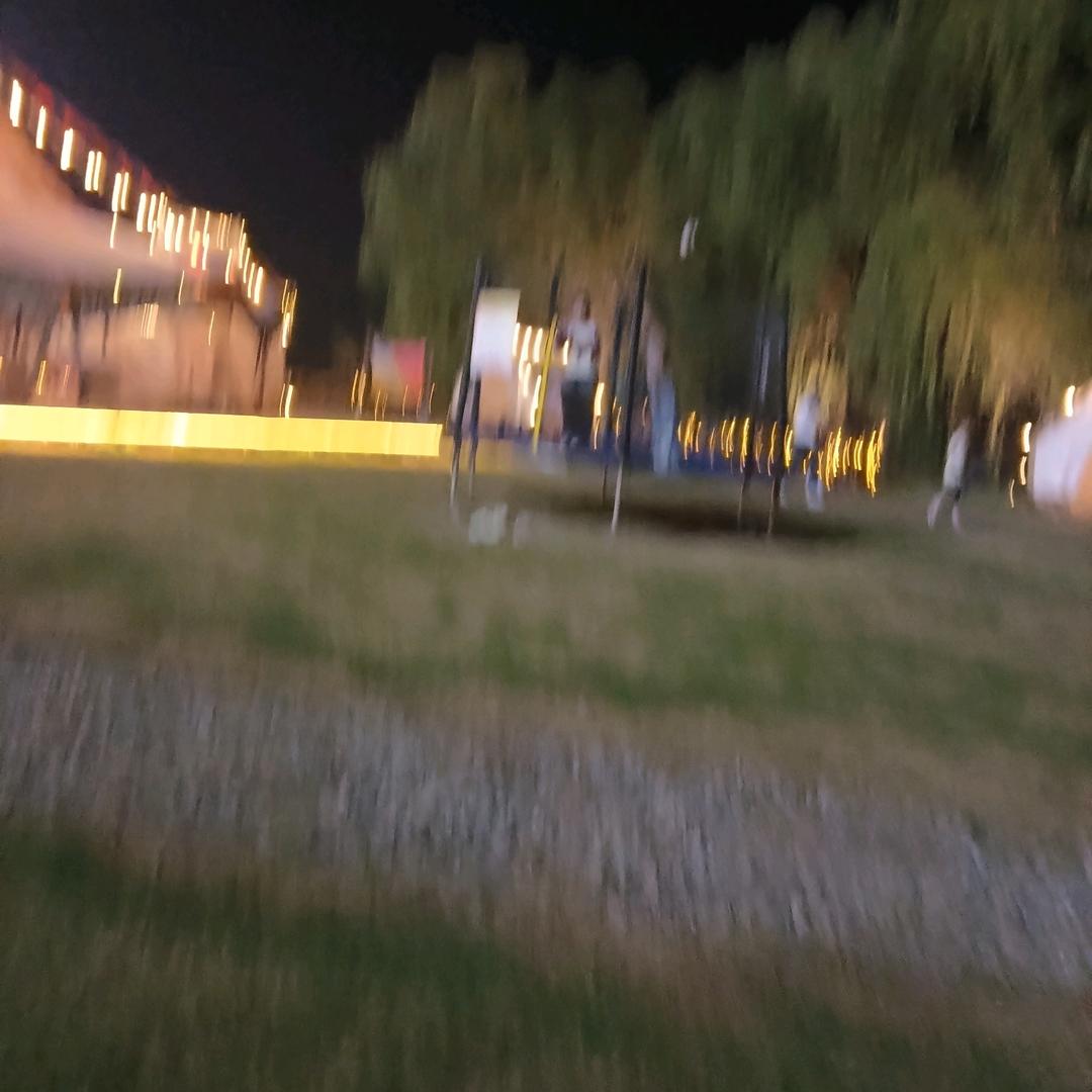 安静电焊