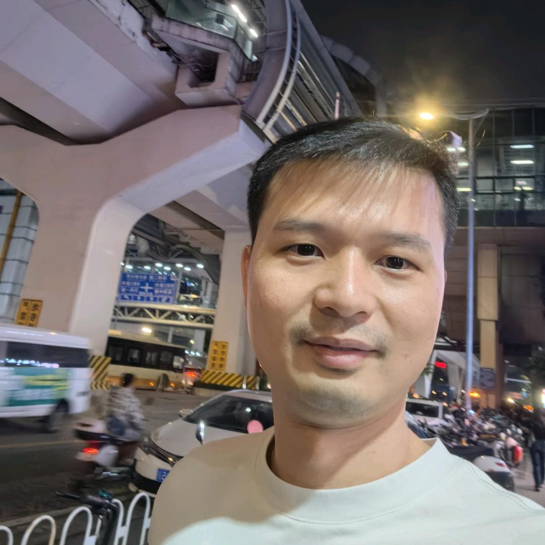 秀珍通讯-专业回收手机、修理屏幕