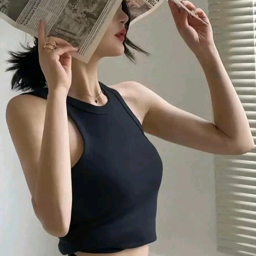 安安.