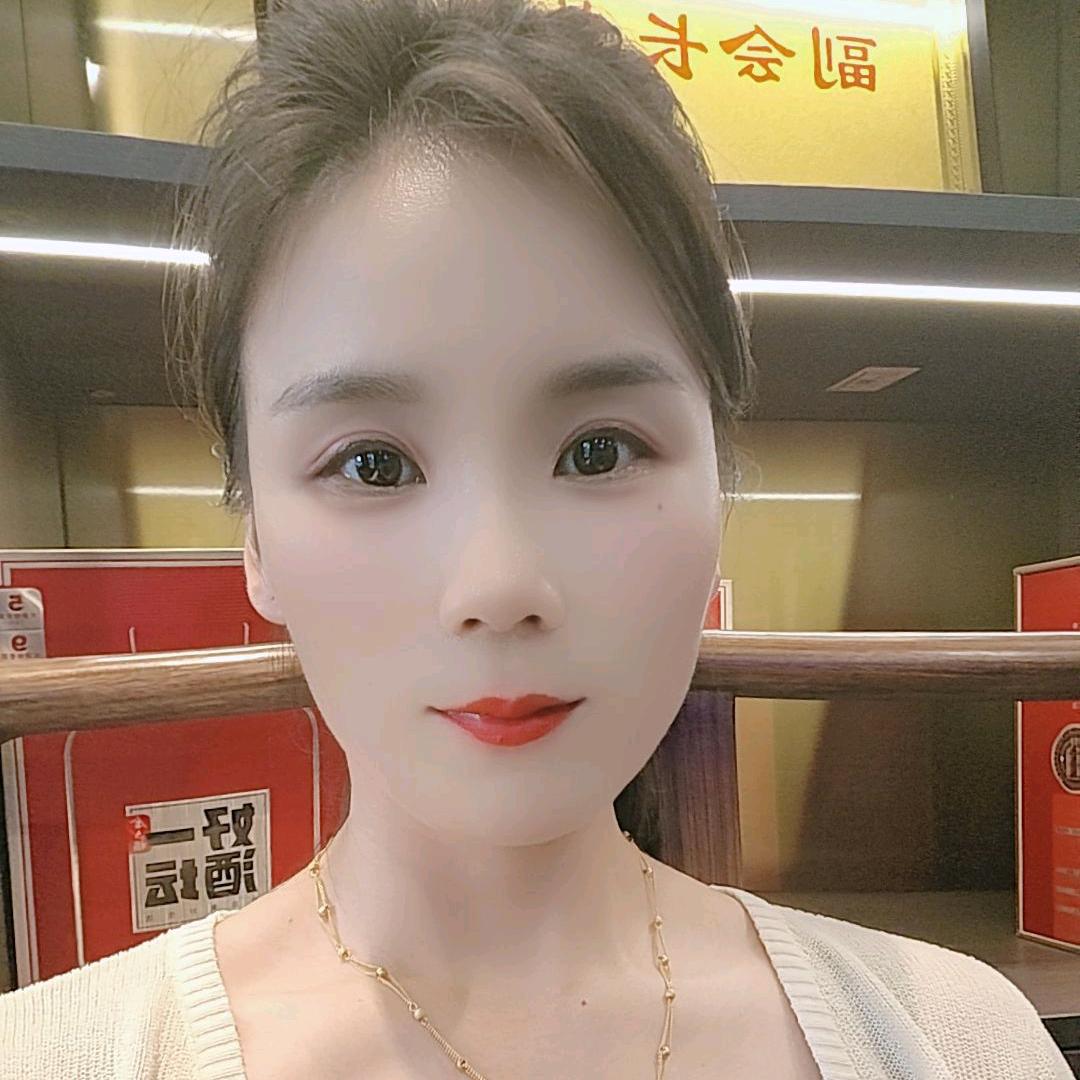 宴华享·刘迪