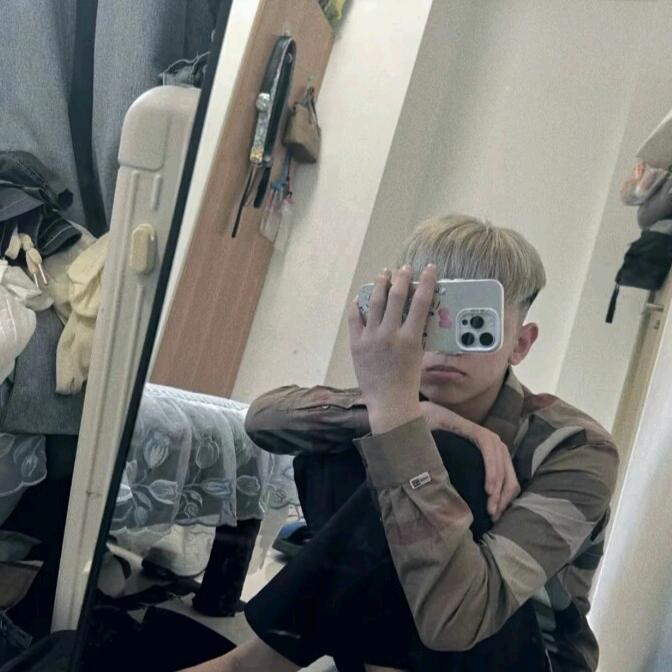 为生活低头🐅