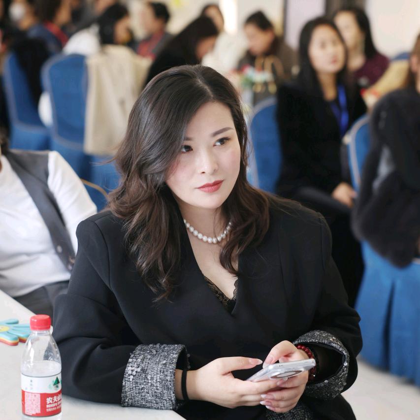 柏悦熙美花芊诗