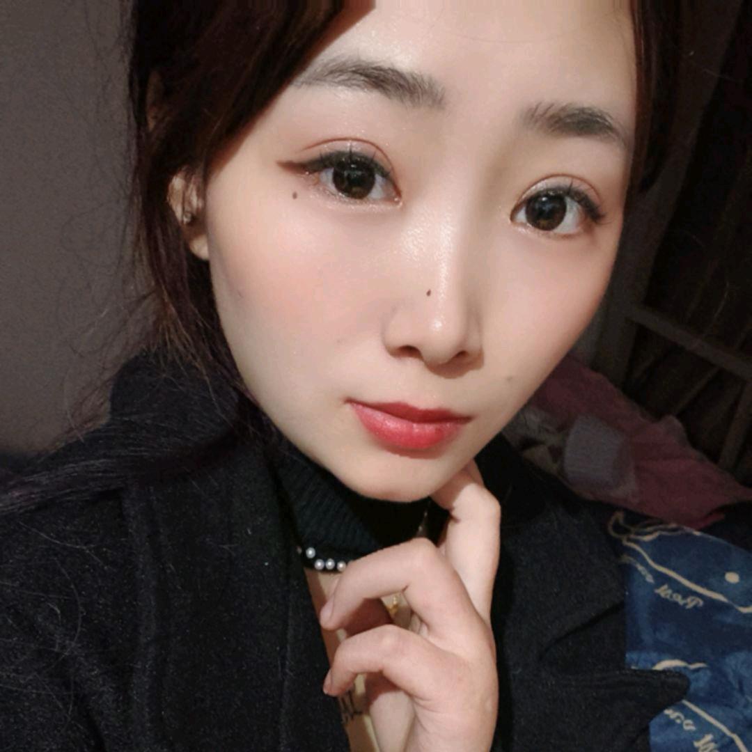 ঞৣঁ🍒᭄琼琼ঞৣ᭄