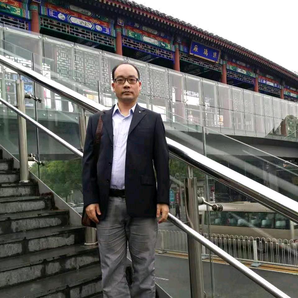 襄阳教书法的周老师