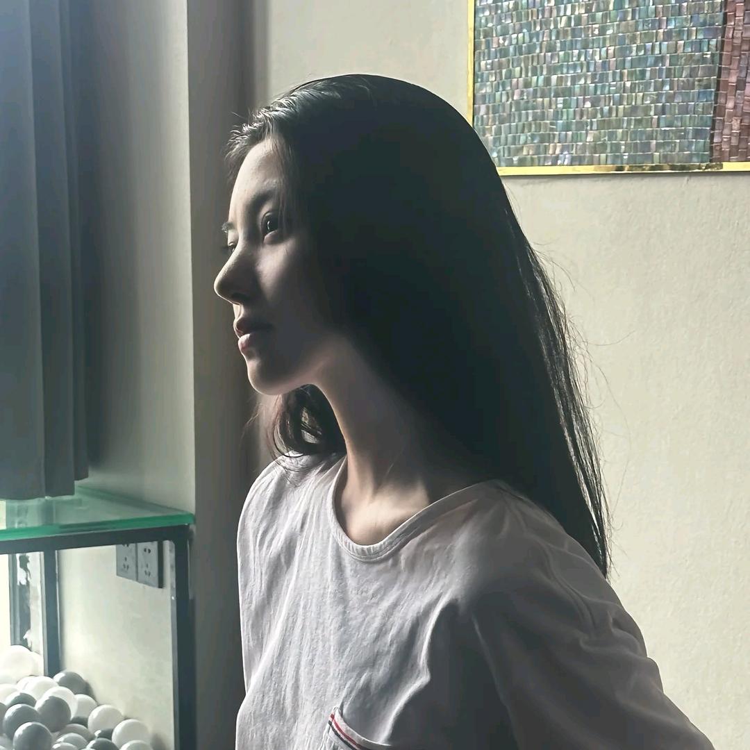 很多头发