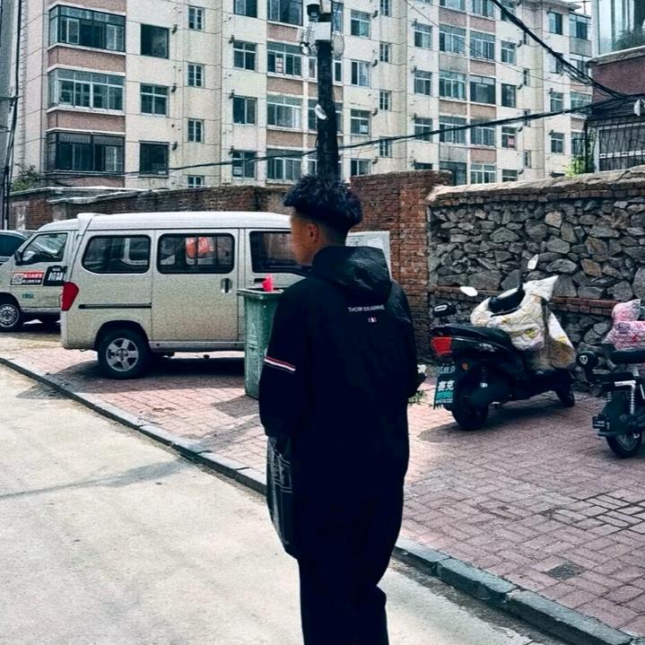 深情小帅