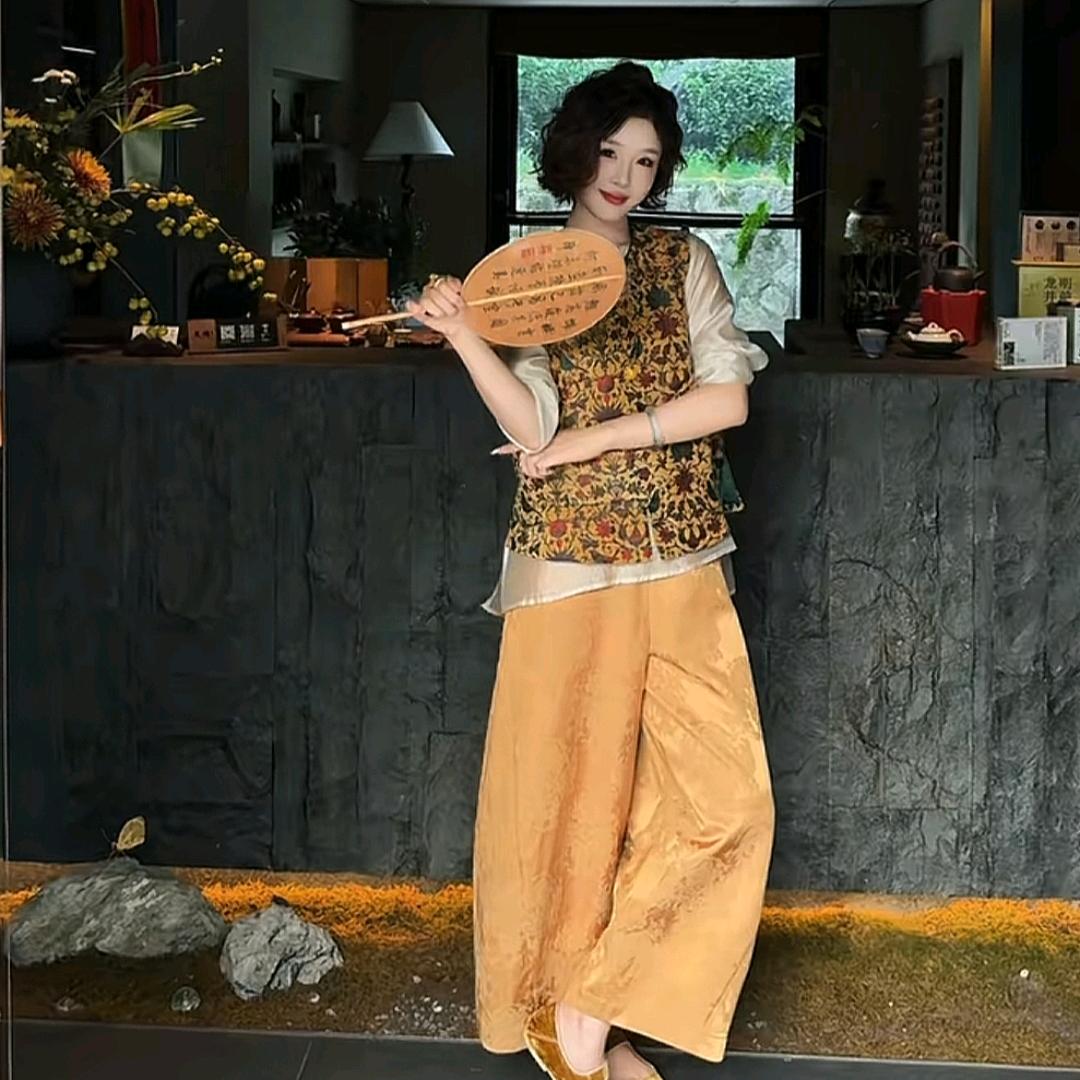 yolo宥娄（高级感穿搭）