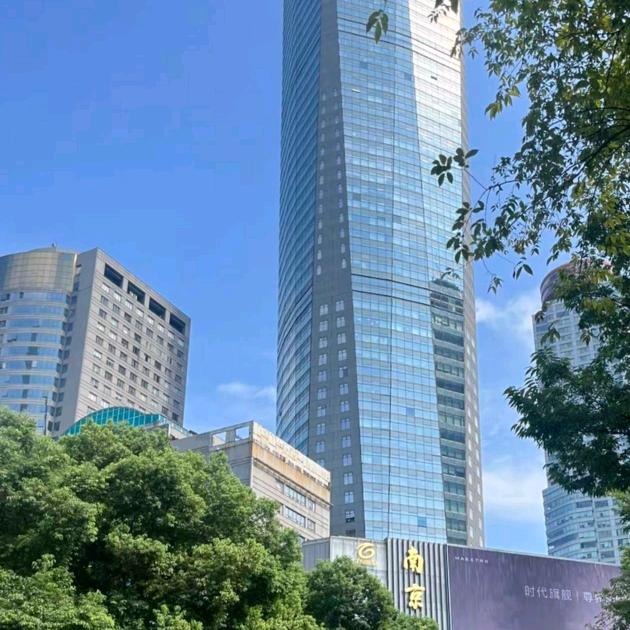 ༺࿄༼海鸥出海༽࿅༻