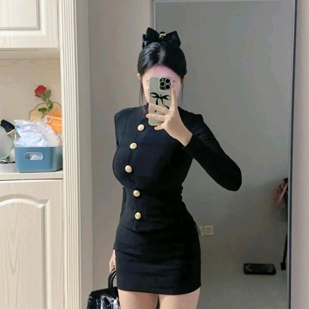 川惠小白。
