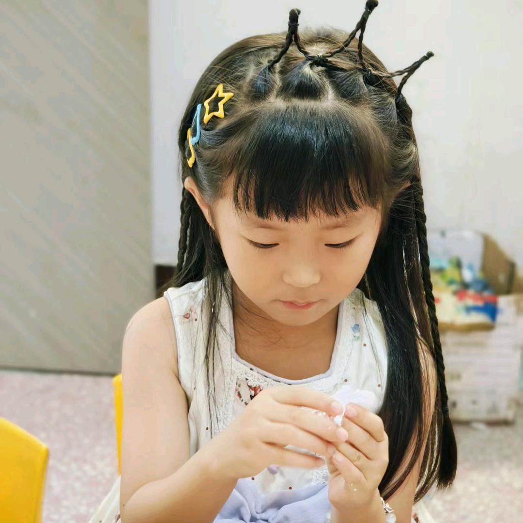 🍀晨曦&佳柠姐妹日常🍀