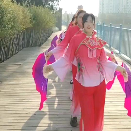芳芳鼓舞团（长期招队员）接单中…