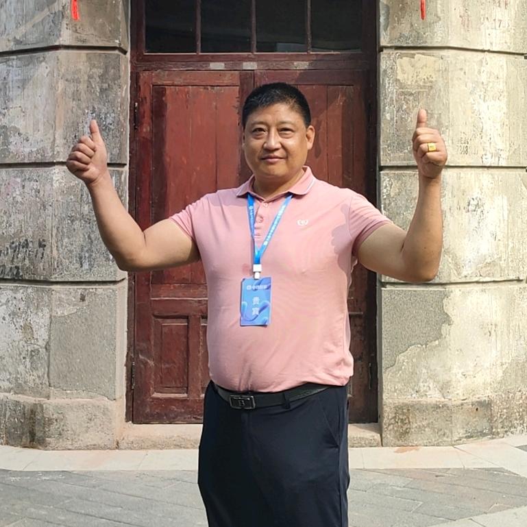 热爱慢跑的二哥