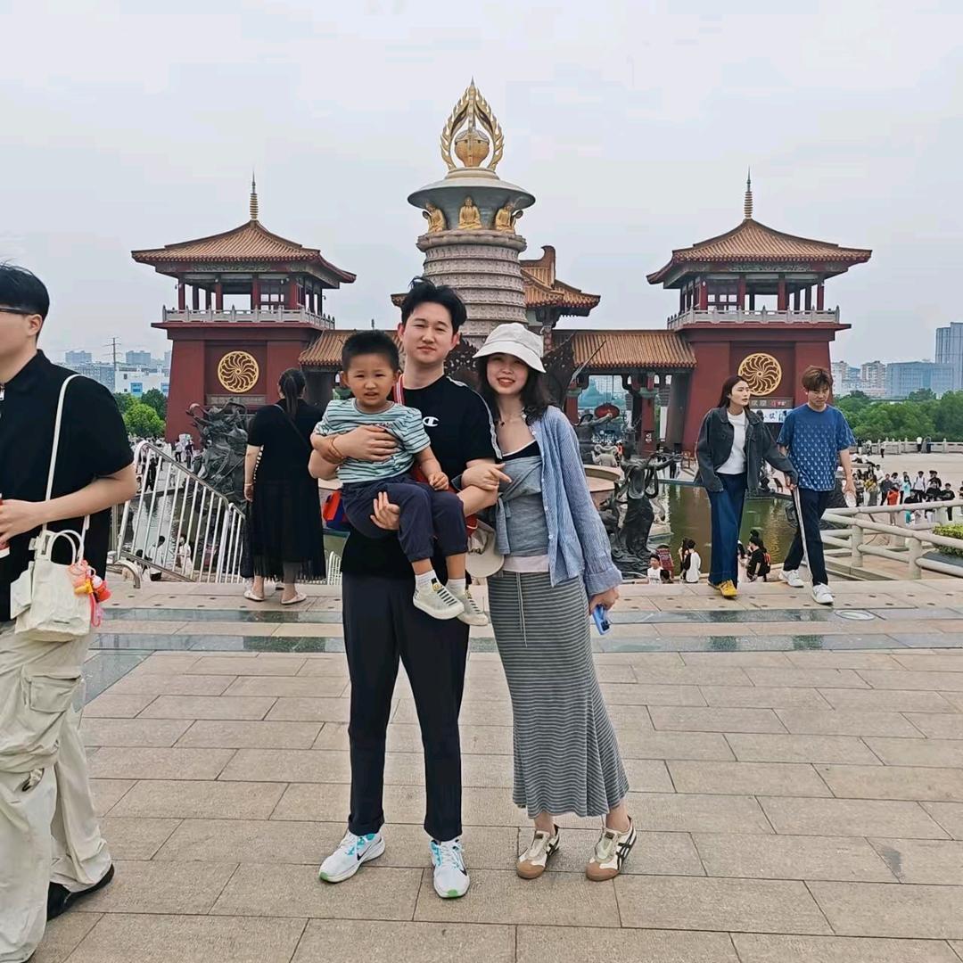呦吼嘿