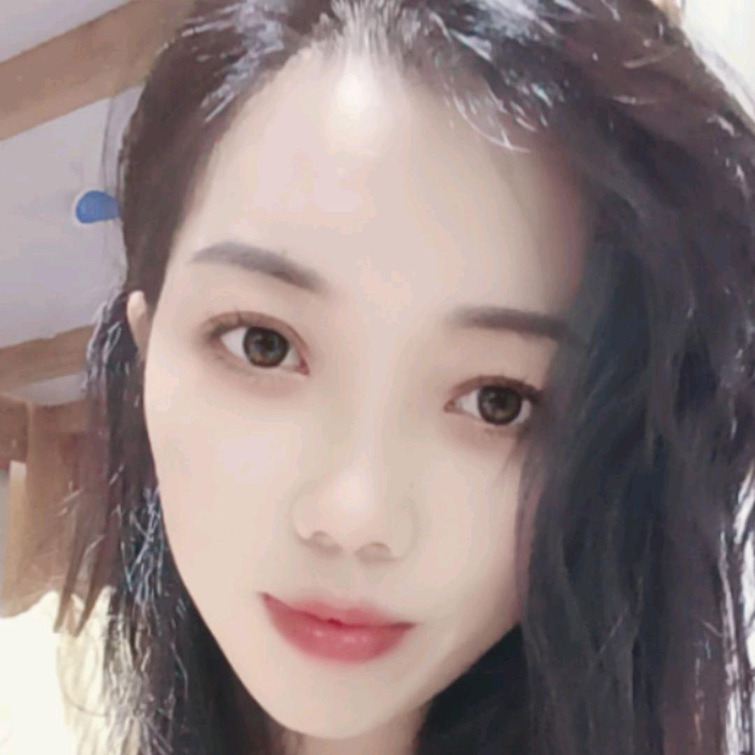 申小英