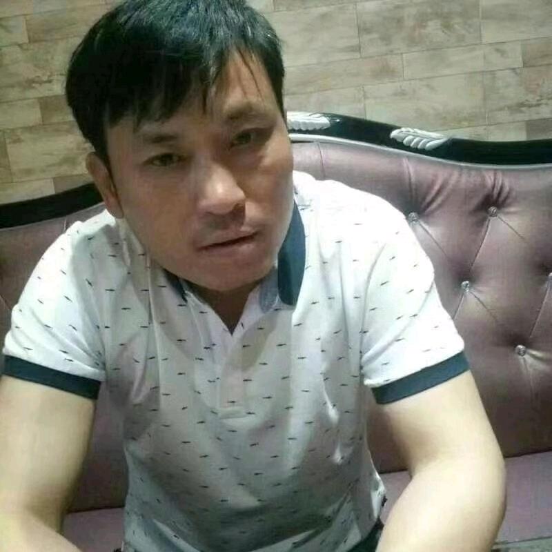 守村人
