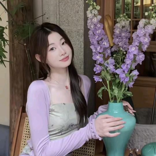 EIA一尧小姐姐穿搭