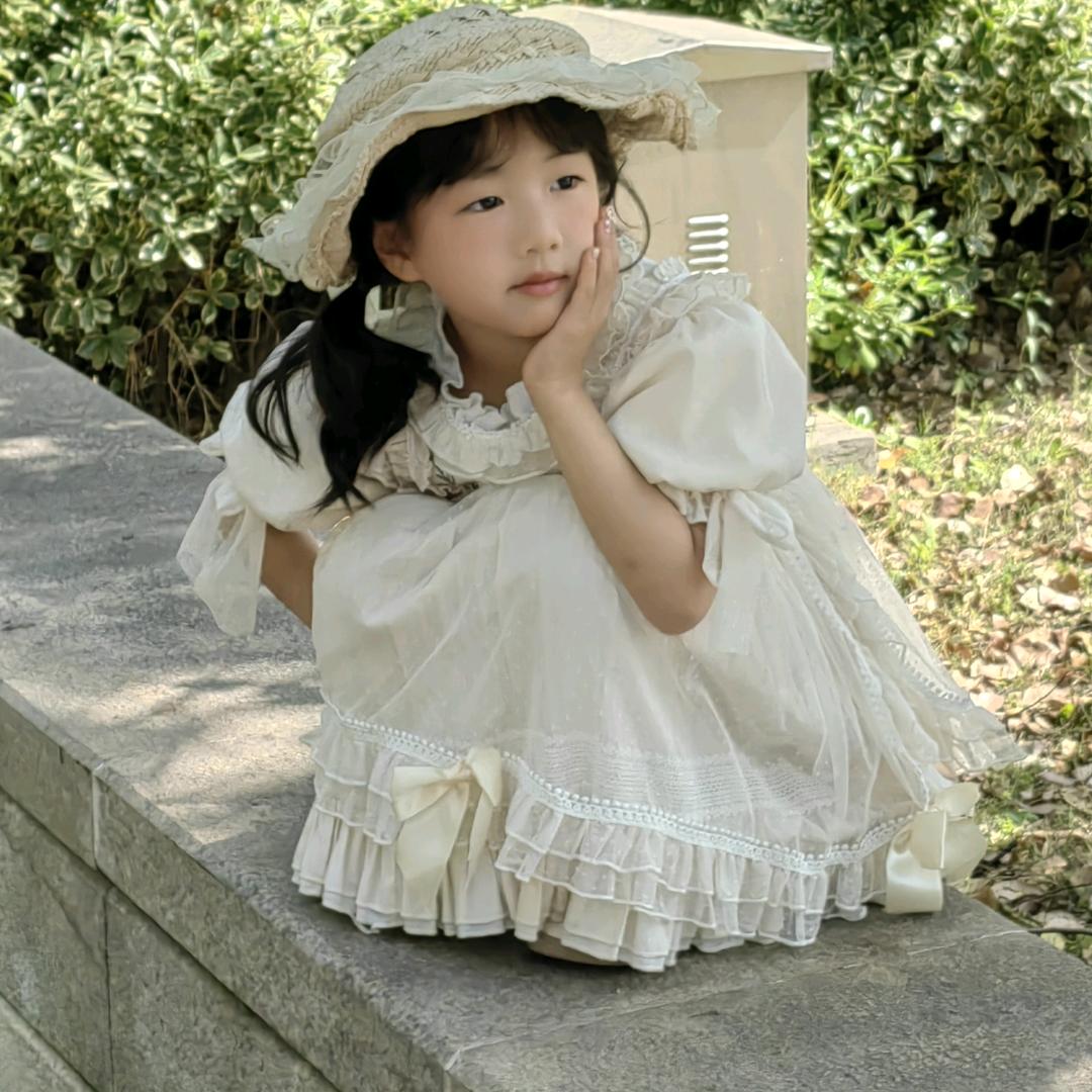 灰灰爱穿搭