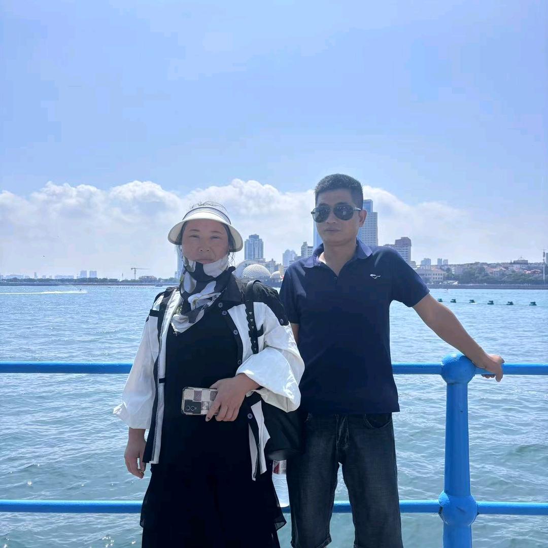 发亮路寨金彭店