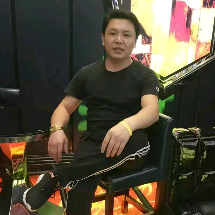 阿甘精品男装