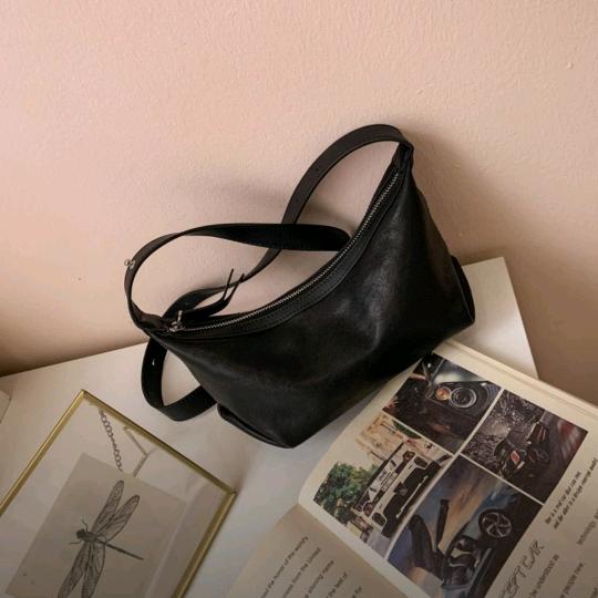 越月时尚箱包小铺