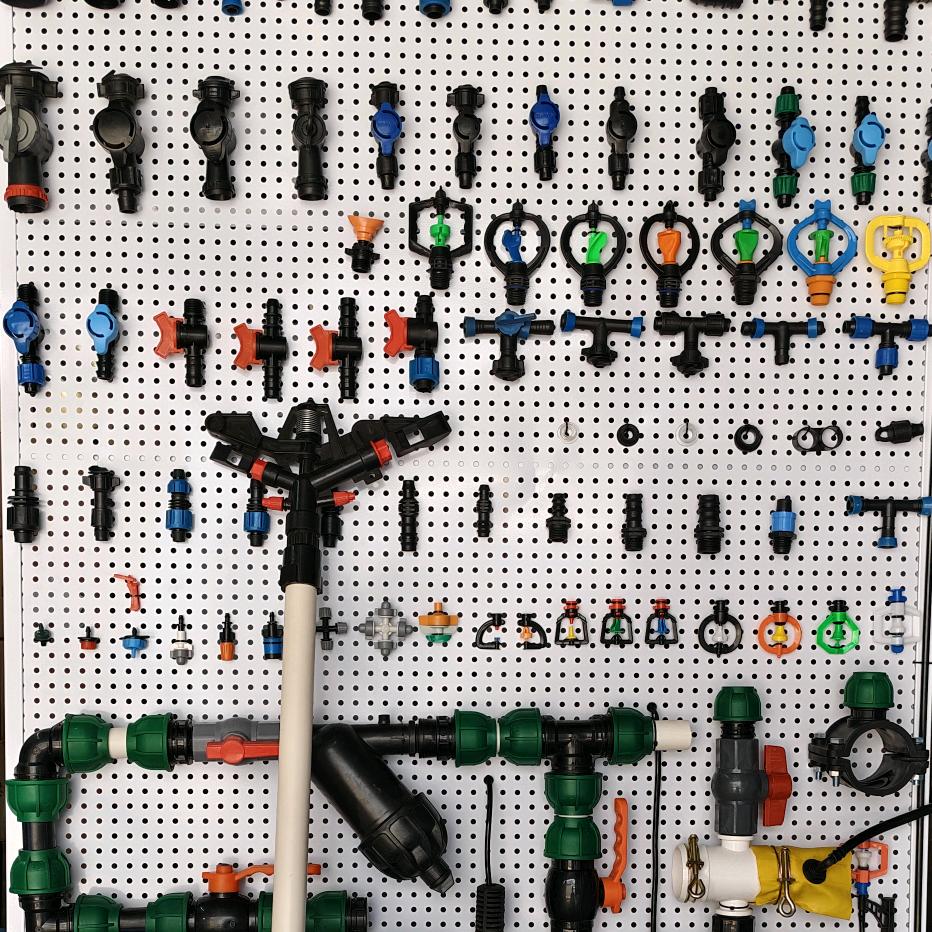 浇个喷友-滴灌微喷管带管件郑州发货仓库