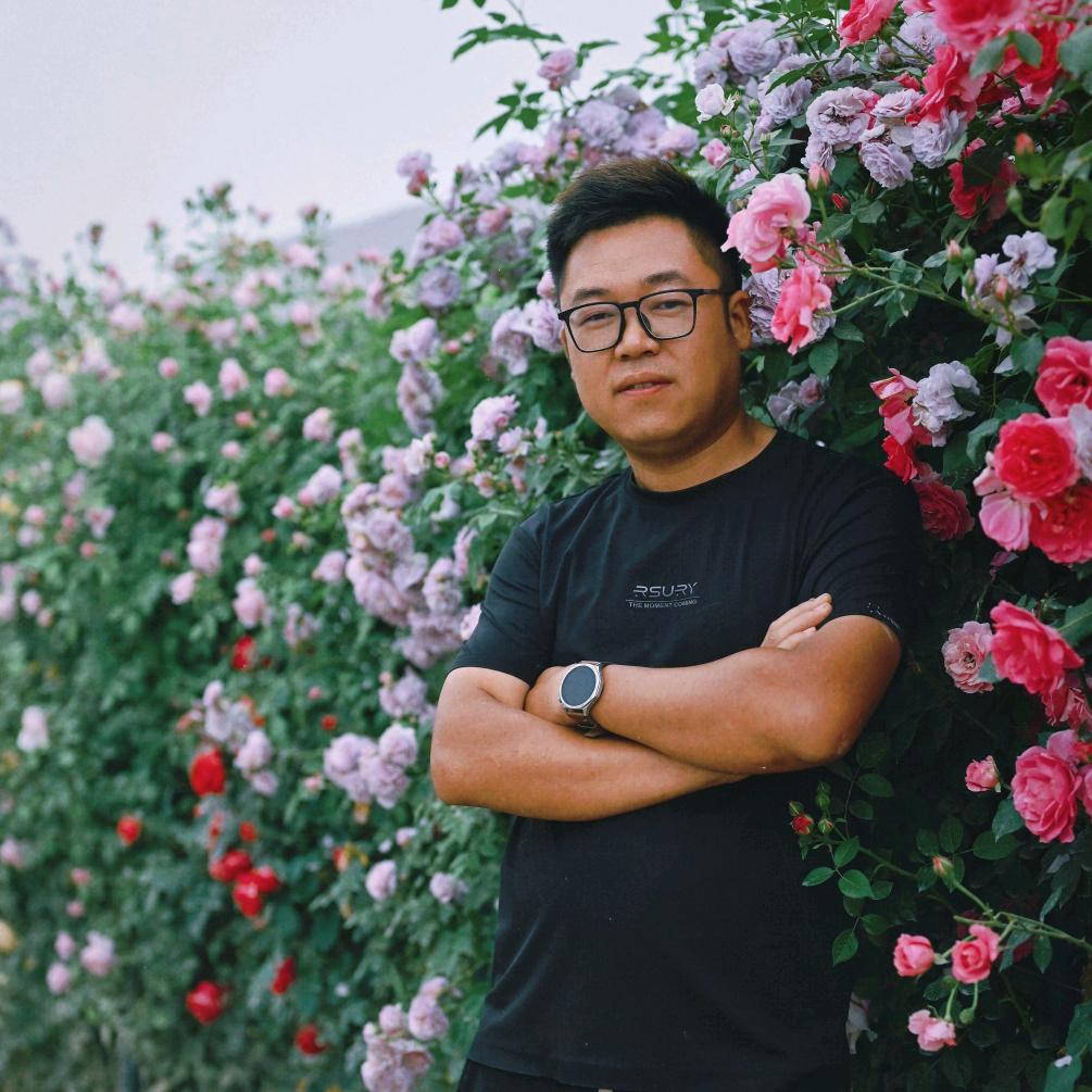 卖花的伙计（宜都市月月园艺）