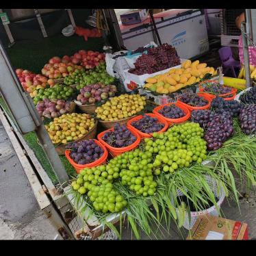 摆地摊的小钱钱