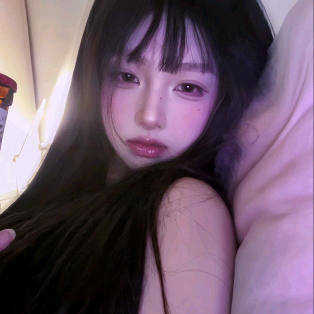 𝓡𝔂.肉包🔥故意👑头像