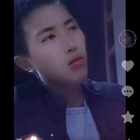 爱上一个孤独的女人