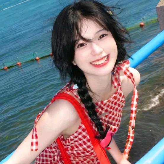 雷蕾呦@（发疯记）