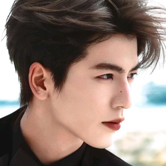 爱吃的小狐狸