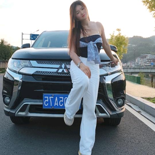 你的婆娘