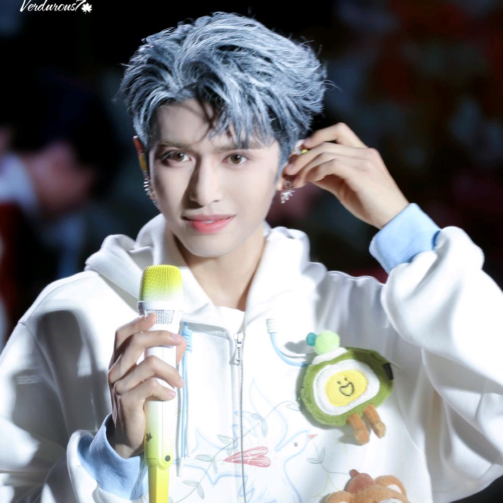 一身反骨的果🌾