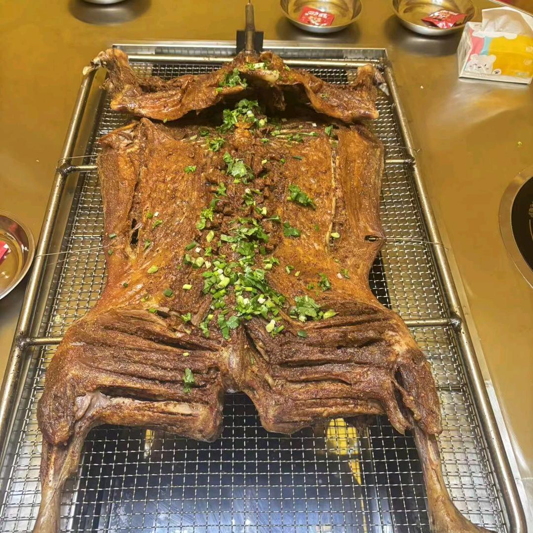 庙坝重庆烤全羊