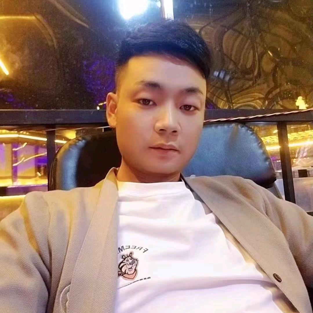 㣻罖