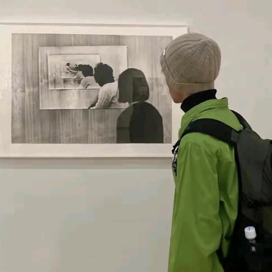 经朋展