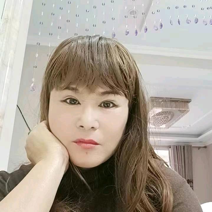 坚强女人