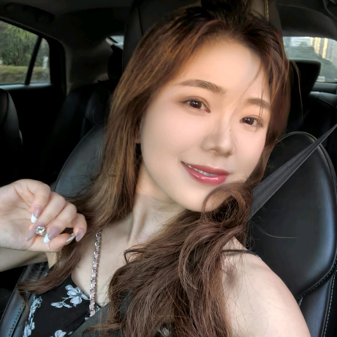 奶油拌月亮🌙