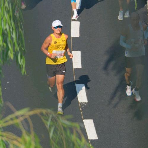 胖冬瓜王亚欧是严肃跑渣