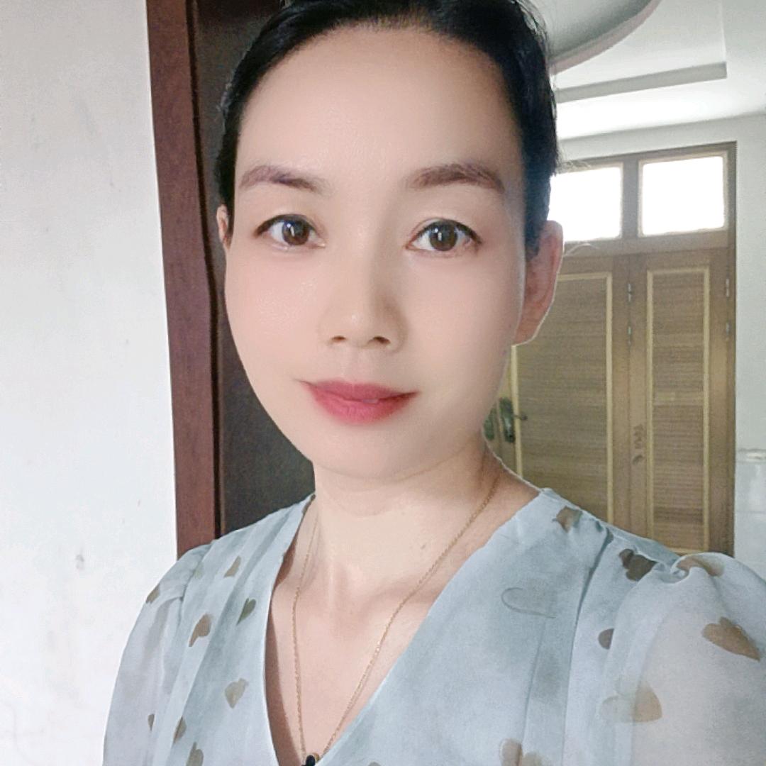 莹莹麻首播