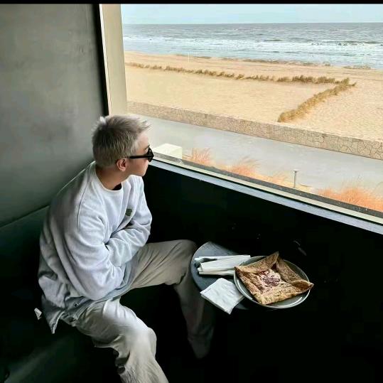 做白日梦的男人