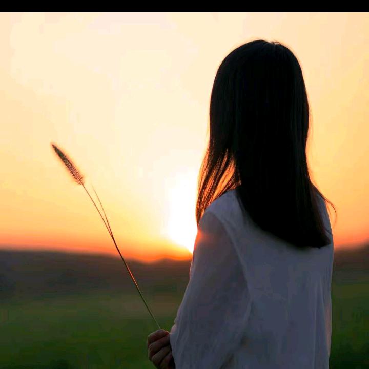 小万姑娘在农村